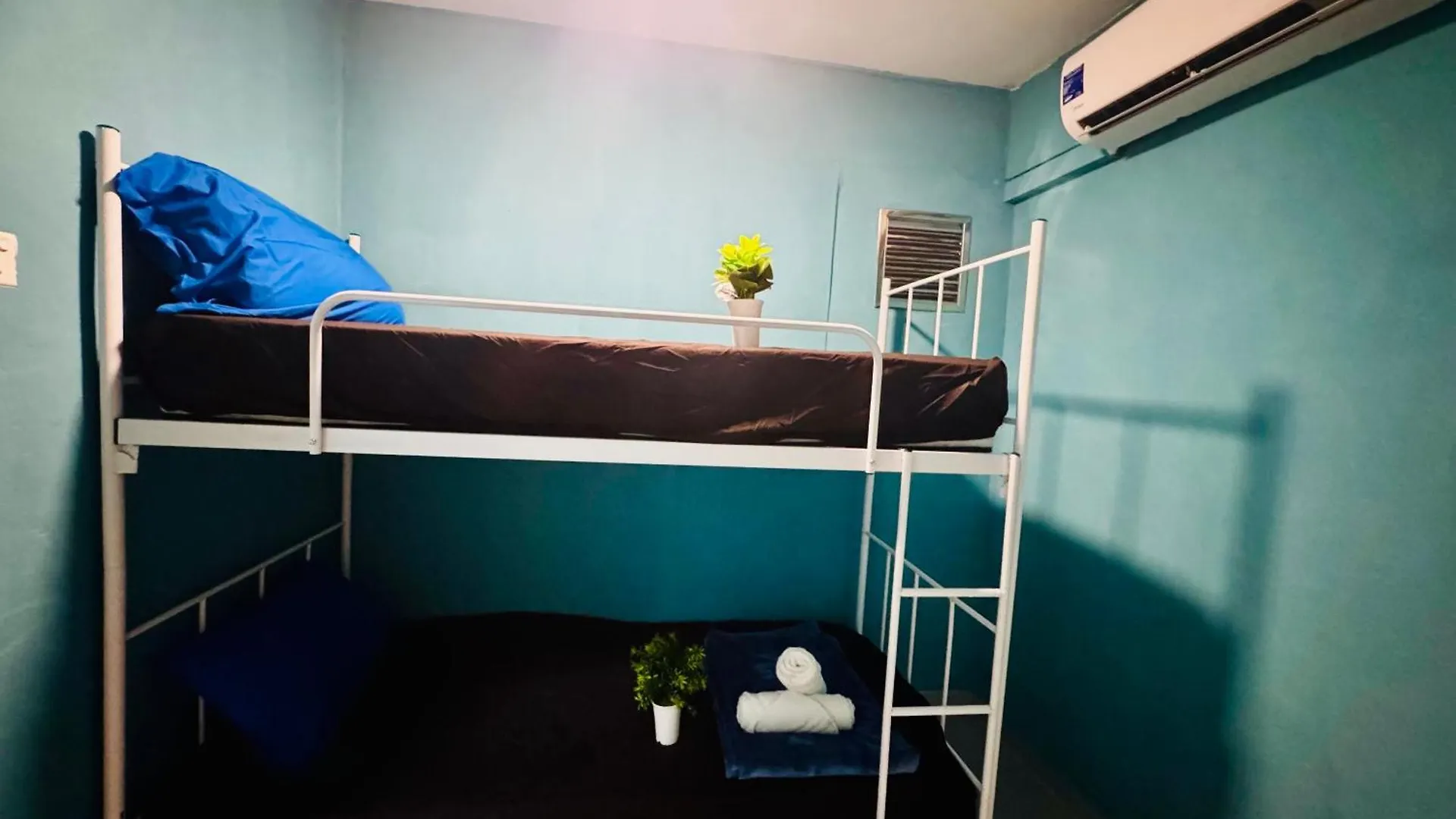 Apartment In Gelugor Usm